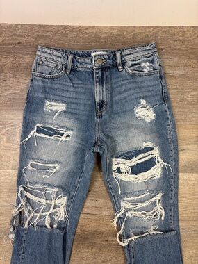 KanCan Signature Ultra High Rise Taper Distressed Jeans Size 26 Light Wash